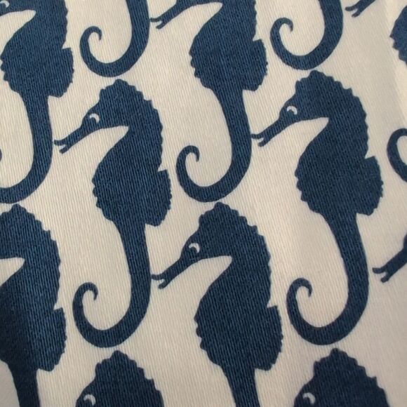 J. Crew Blue & White Seahorse Print Pencil Skirt Size 00‎ Women's - Picture 4 of 8